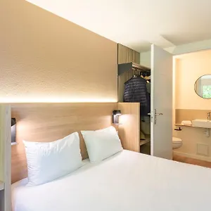 https://premiere-classe-toulon-la-seyne-sur-mer.fr-provencehotel.com